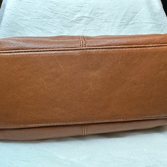 ETIENNE AIGNER BAG - Picture 3 of 8